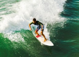 中国体彩网：28天5连胜自救奇迹！阿隆索输巴萨帅位无忧，皇马更衣室力挺主帅冲西超