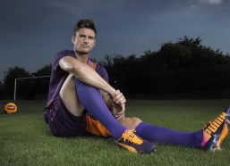 【中国体育彩票】维拉紧急寻枪瞄准米兰中场奇克，卡马拉重伤引发租借行动