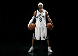 体育彩票-2025年波兰前锋实力排行榜，莱万巅峰依旧独占鳌头，希维以微弱优势力压皮扬特克夺次席