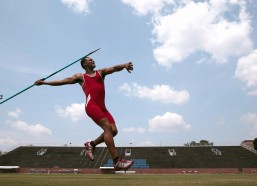 中国体彩-凯恩创生涯自然年50球里程碑！拜仁神锋刷新个人与俱乐部纪录