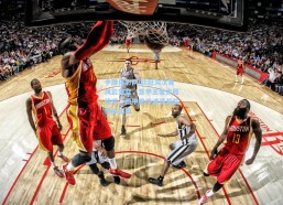 中国体彩网|欧冠淘汰赛风云突变，意甲王者步履维艰，西甲德甲诸强濒临提前出局