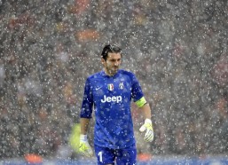 体育彩票-马蒂奇抨击曼联商业活动过度，伤病缺席竟遭罚款威胁引发足坛反思