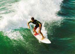 【中国体彩网】雄鹿重建议题升温，美记聚焦字母哥交易前景