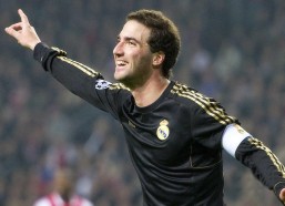 体育彩票_意甲战报，国际米兰力克莱切稳居前列，那不勒斯憾平帕尔马失争冠良机