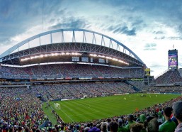 中国体彩：突发传闻，多支球队紧盯三球、特雷·杨与莫兰特，今夏交易市场或迎超级地震