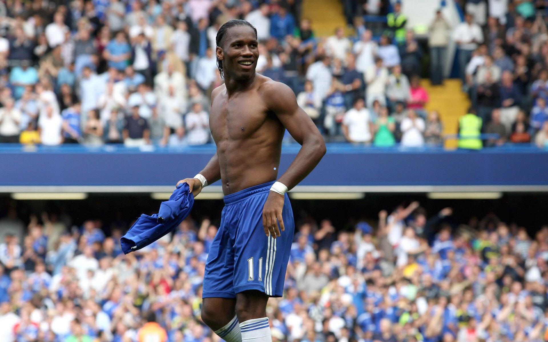 恰尔汗奥卢伤愈复出助力中场,迪乌夫或顶替恩里克成右路新星